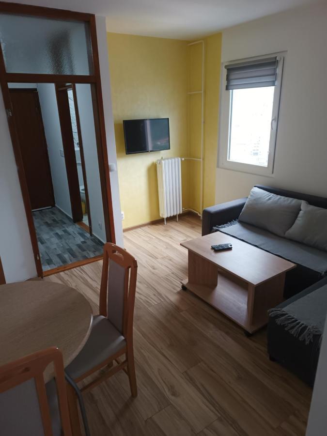 Stan Na Dan Im Appartement Užice Buitenkant foto