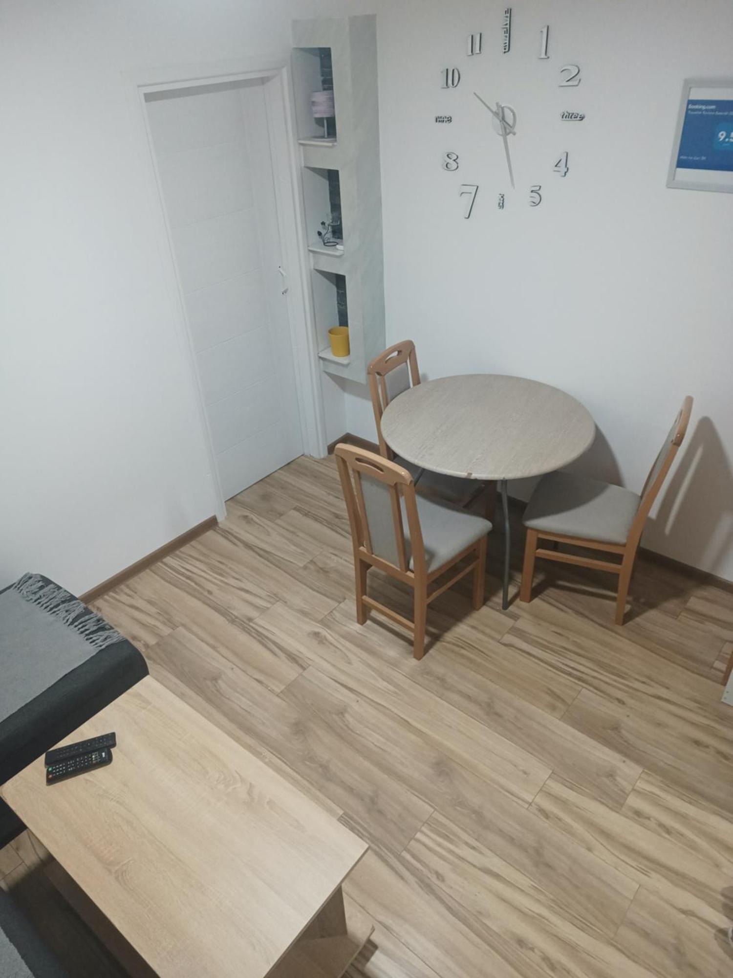 Stan Na Dan Im Appartement Užice Kamer foto