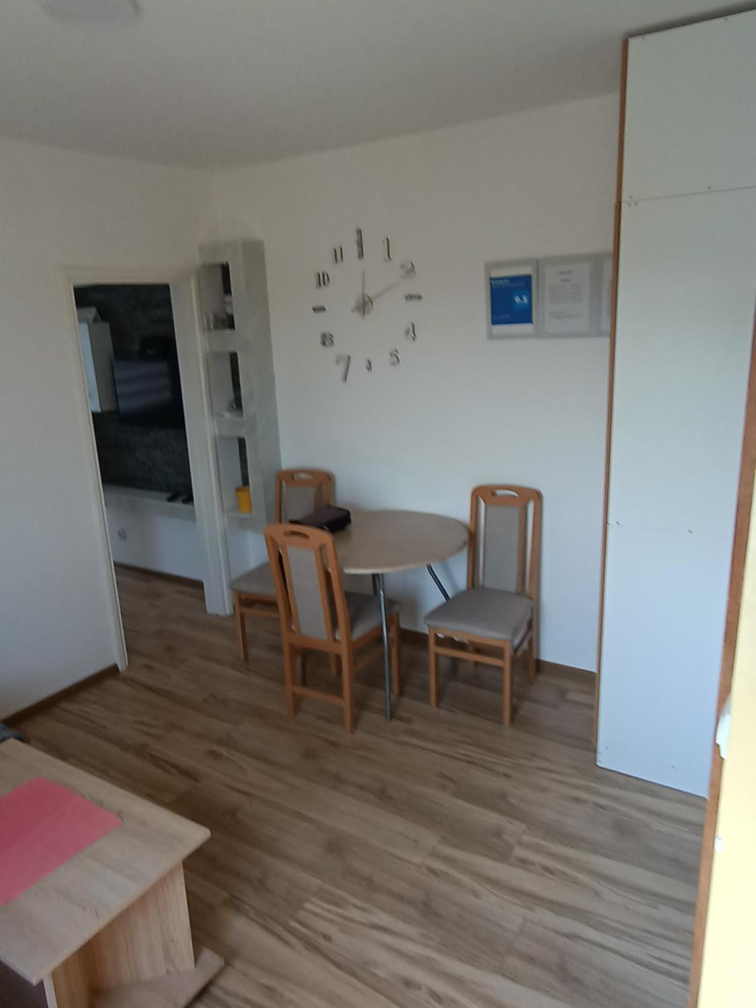Stan Na Dan Im Appartement Užice Buitenkant foto