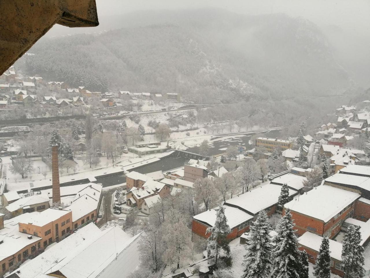 Stan Na Dan Im Appartement Užice Buitenkant foto